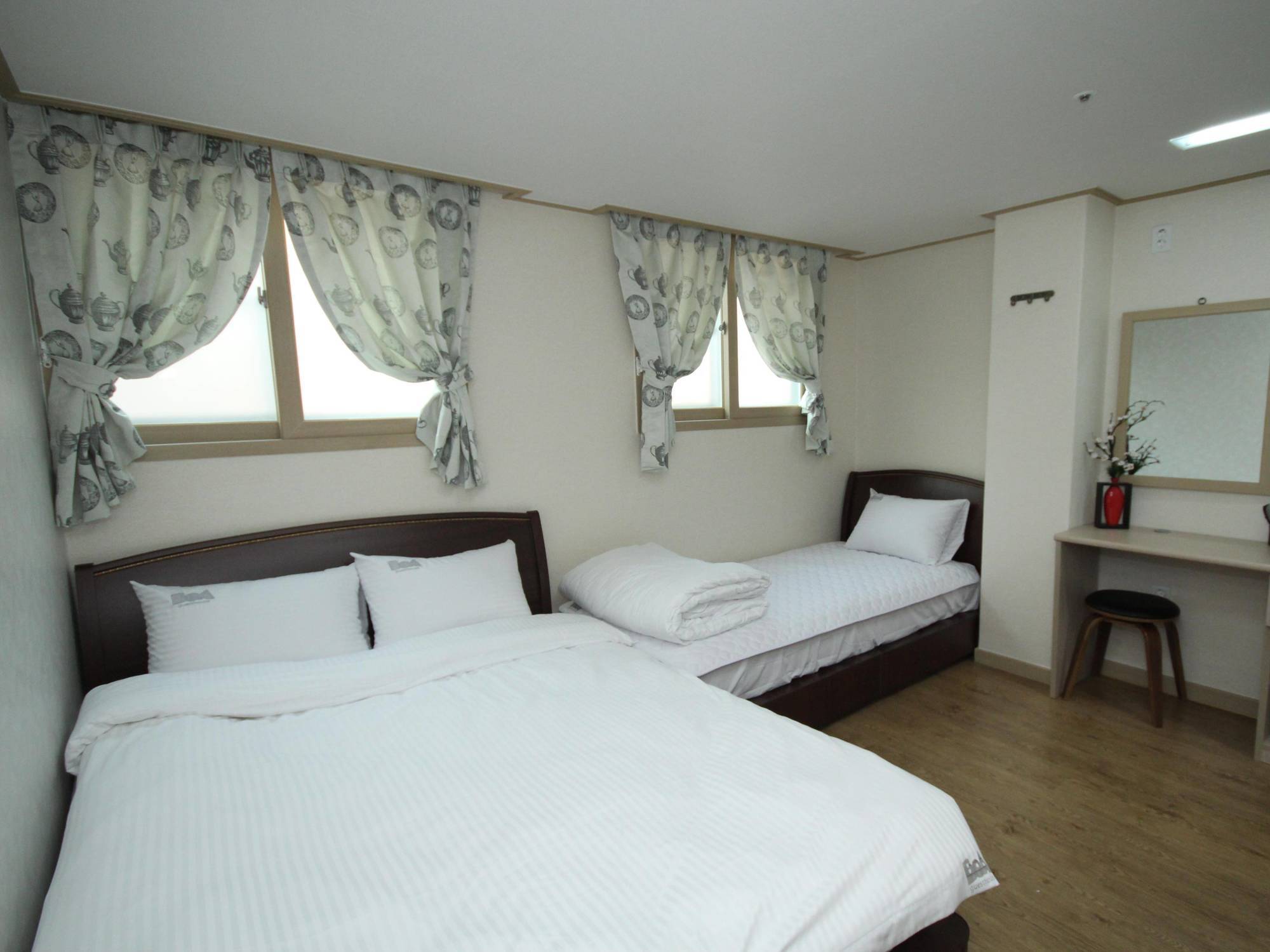 Хостел Boa Travel House Сеул Экстерьер фото